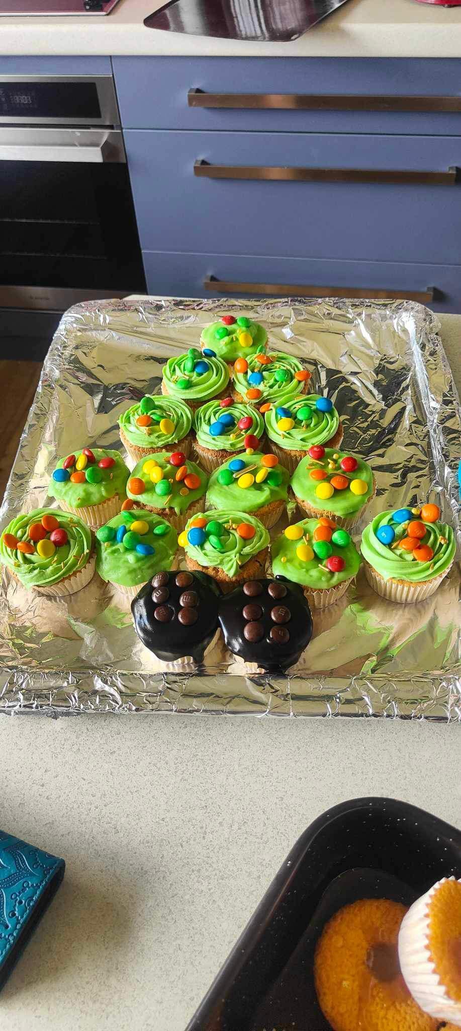 Cupcake Christmas tree